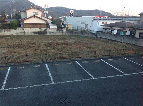 【レオパレスグリーン鳥山の駐車場】