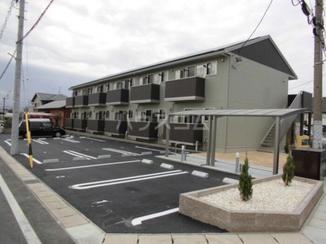 静岡市清水区三保松原町のアパートの建物外観
