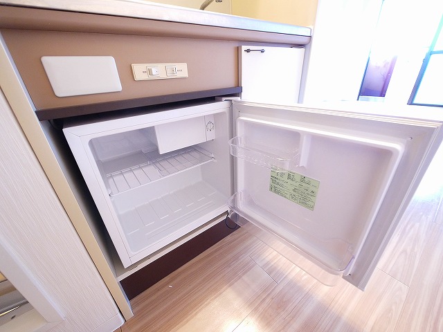 その他設備　冷蔵庫もついてるのは嬉しいですね