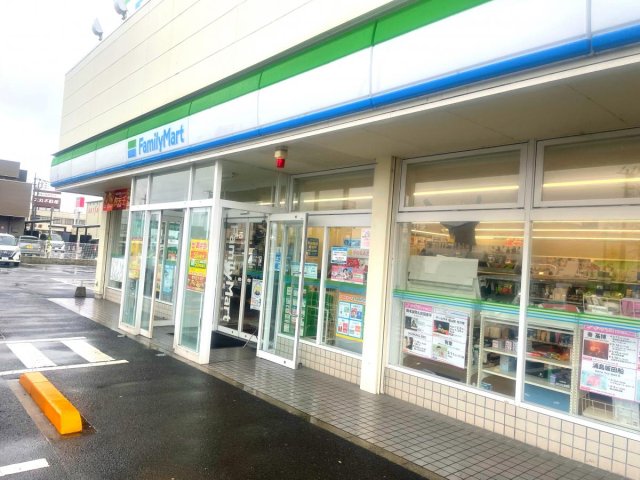 【出雲市渡橋町のアパートのコンビニ】