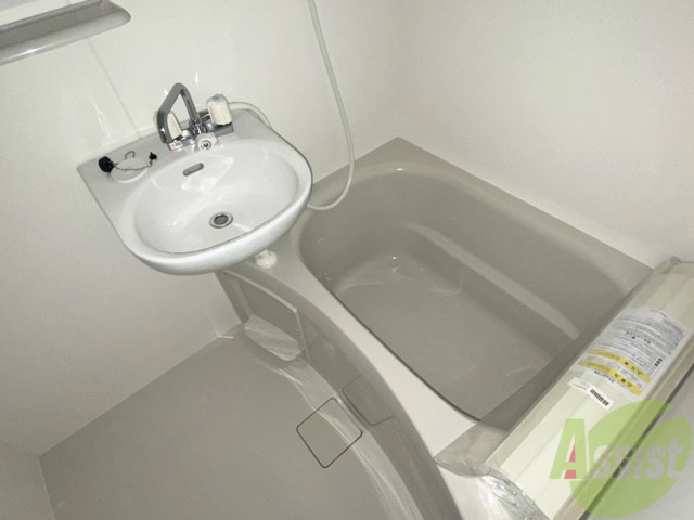 バス・シャワールーム　浴室はこちらのユニットタイプでお掃除らくらく