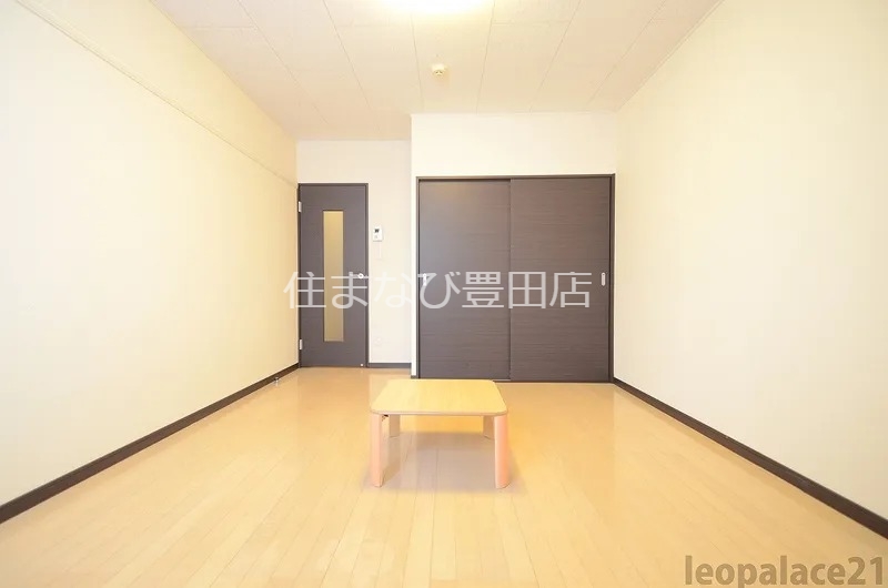 居室・リビング　同型タイプ