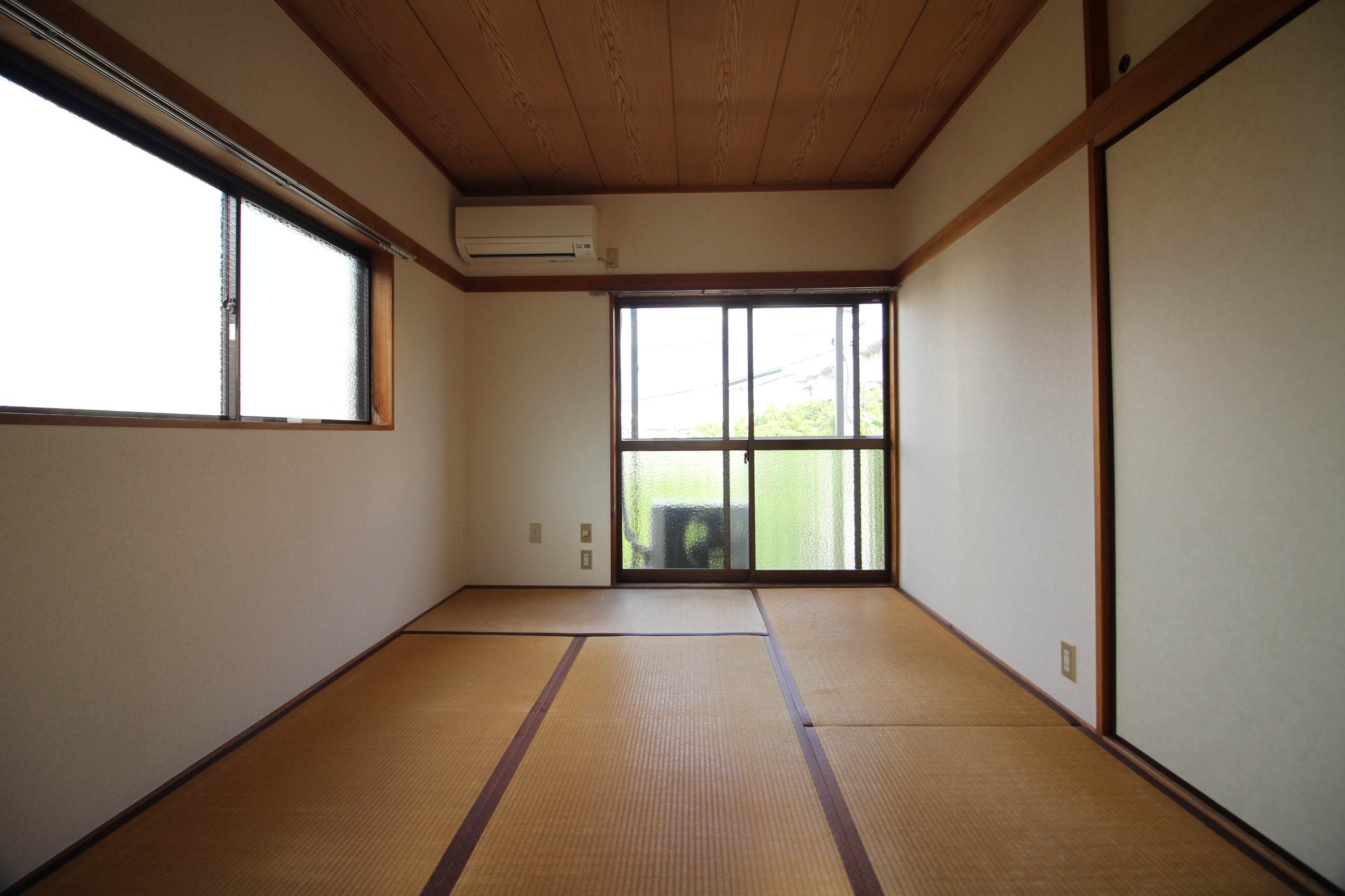 コスモハイツの居間写真
