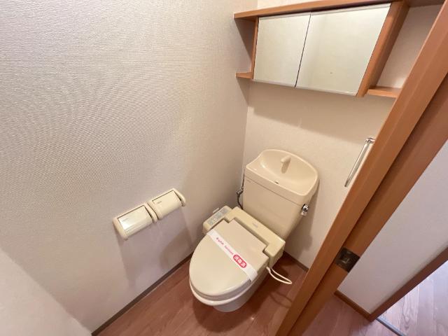 トイレ　シャワー付トイレ