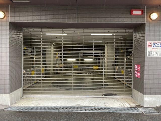 エントランス　建物の内部です