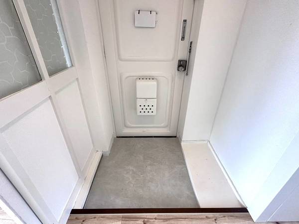 玄関　ビレッジハウスの同一物件・同一タイプの間取りの写真です
