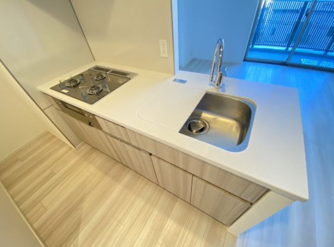 キッチン　同タイプ部屋　参考写真です