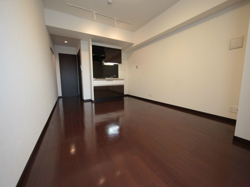 その他　洋室13.5帖　クローゼット（収納充実してます）