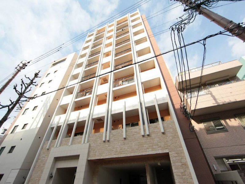 建物外観　宅配ＢＯＸ　防犯カメラ　オートロック