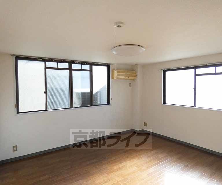 居室・リビング　日当たり良好