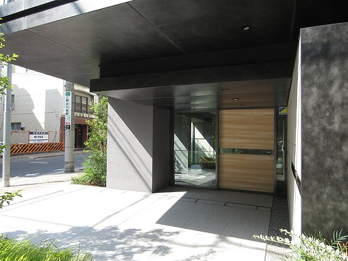 エントランス　エントランス