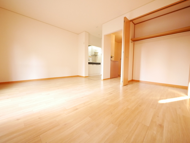 居室・リビング　★フローリングの綺麗なお部屋ですね★