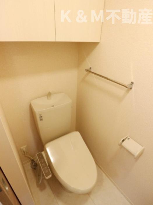 トイレ　清潔感のあるトイレです