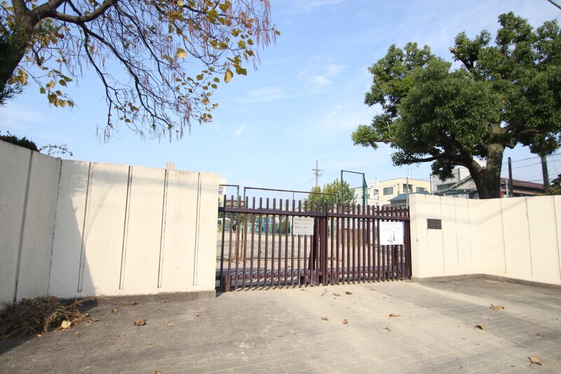 小学校　名古屋市立笠東小学校（小学校）まで117m