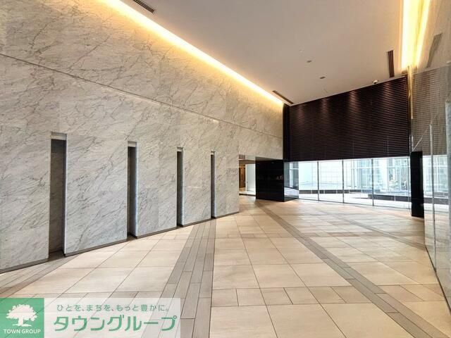 エントランス　エントランス