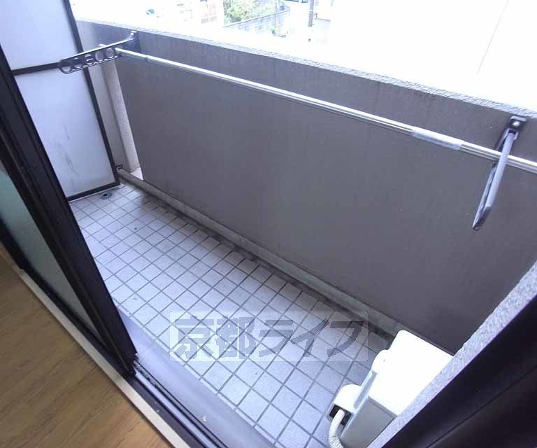 バルコニー　頑丈なバルコニーです