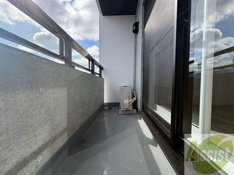 バルコニー　バルコニーです。洗濯物を干したり一息ついたりできますね！