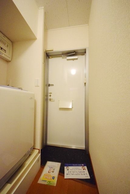 東武東上線 霞ケ関駅 徒歩8分 2階建 築18年の玄関写真