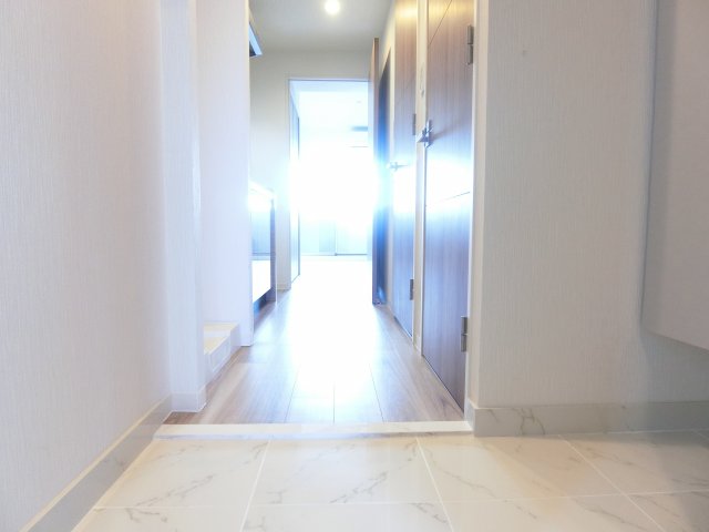玄関　詳細は、RISUMO江坂本店→06-6155-7137まで♪
