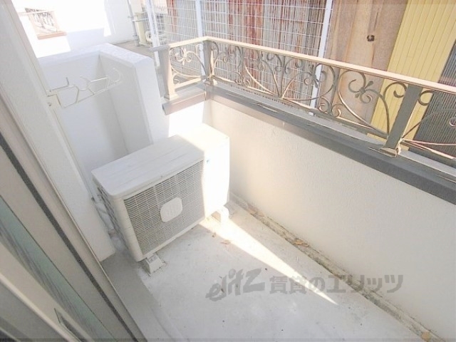バルコニー　ゆとりあるベランダです。