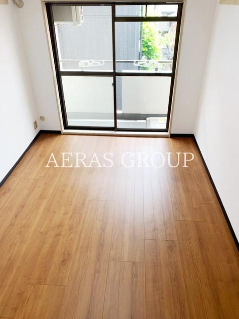 居室・リビング　同仕様参考写真