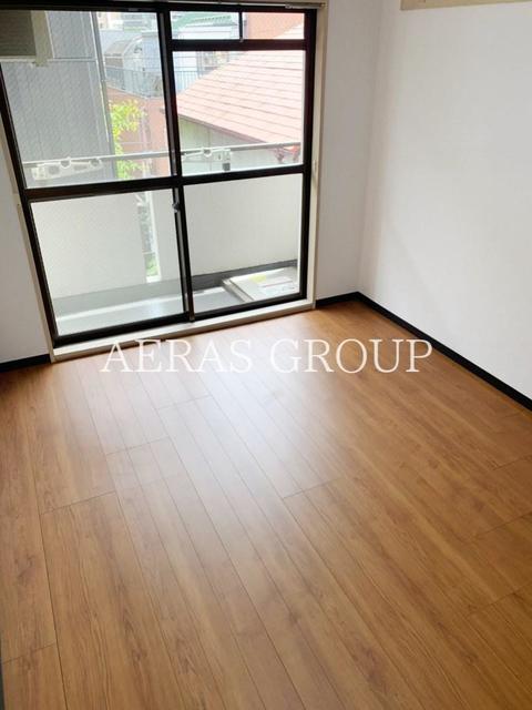 居室・リビング　同仕様参考写真