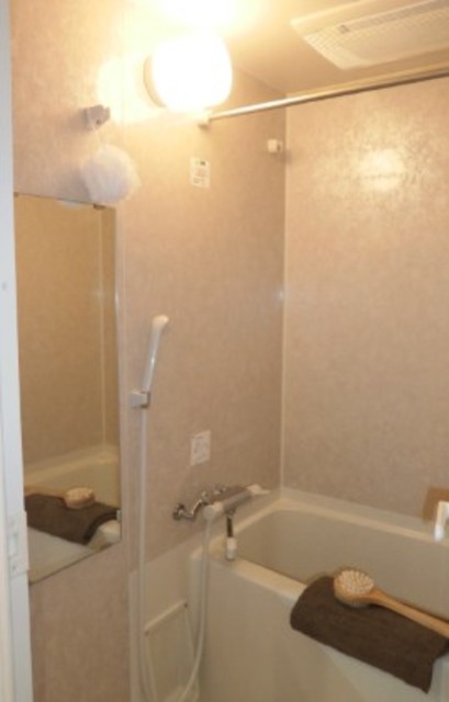 バス・シャワールーム　バスルーム