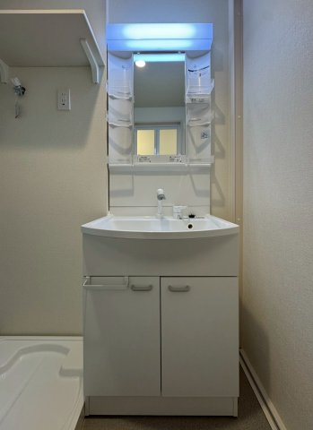 洗面設備　別号室イメージの為、現状を優先致します。