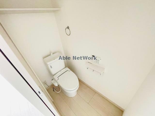 トイレ　別号室写真