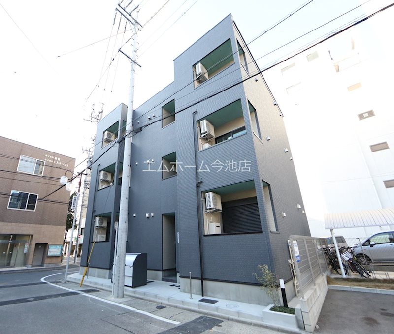 建物外観　外観　オートロック付　光インターネット無料