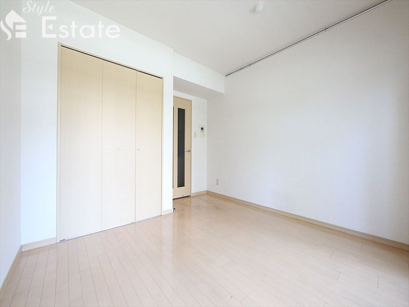 居室・リビング　内装