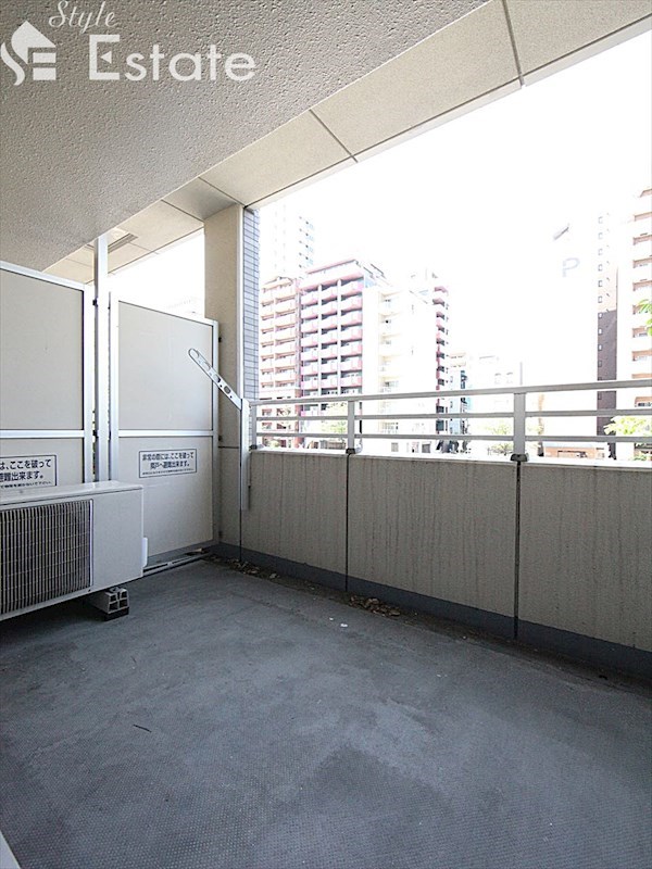 バルコニー　バルコニー