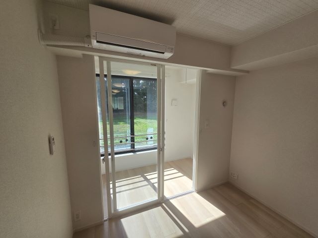 バルコニー　建築中につき同タイプ物件写真を掲載しております