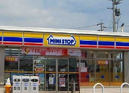 コンビニ　ミニストップ（コンビニ）まで600m