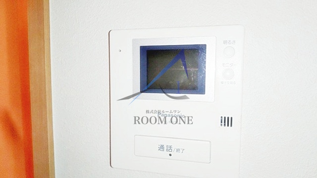 セキュリティ　モニター付きインターホンです。