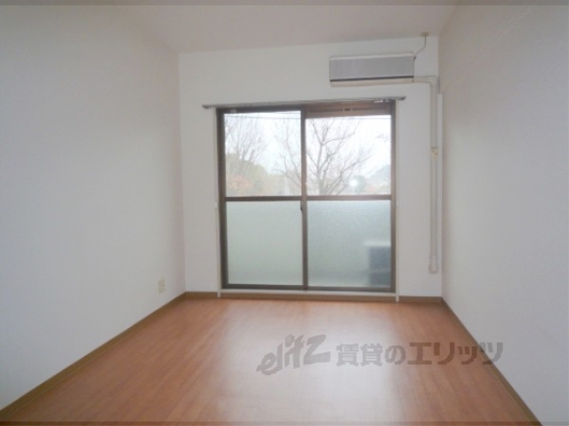 居室・リビング　居室