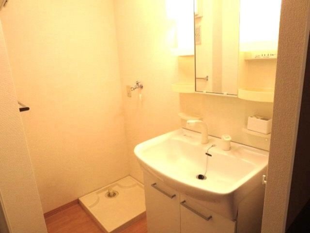 洗面設備　洗面室