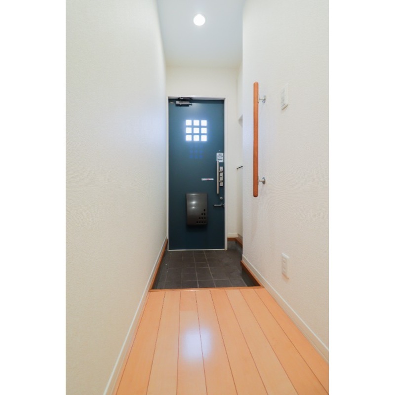 玄関　図面と現状に相違がある場合には現状を優先