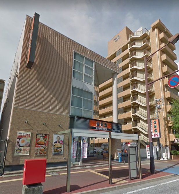 飲食店　吉野家港町店（飲食店）まで247m