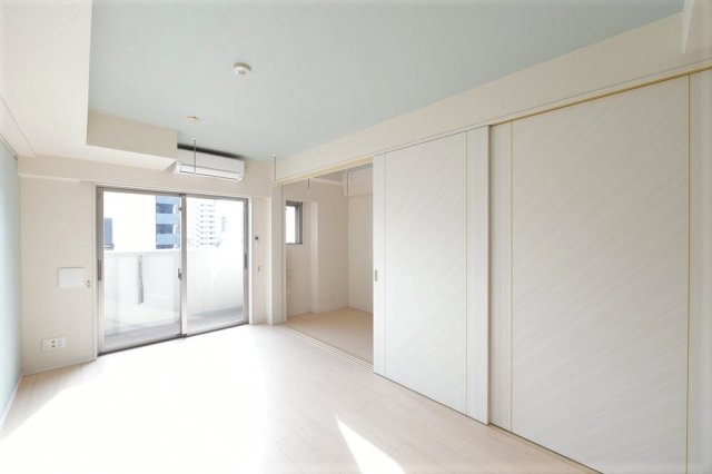 居室・リビング　ゆったり過ごせる居間です