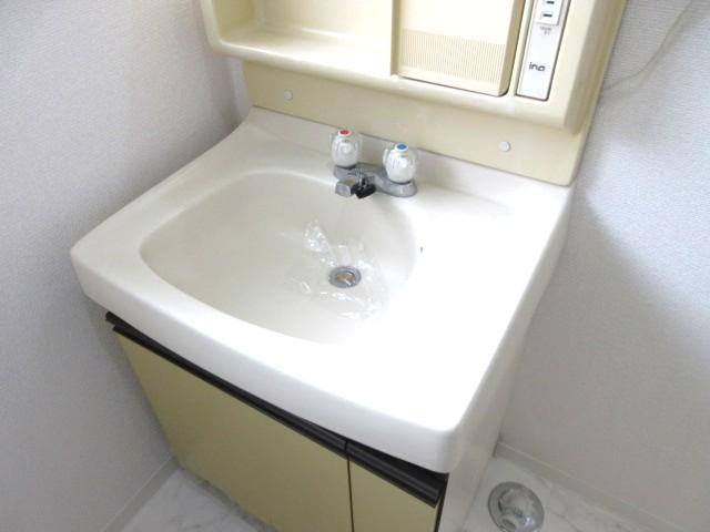 洗面設備　独立洗面台