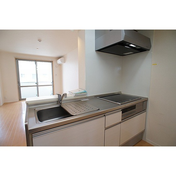 キッチン　※写真は同型別室のものです。現況優先となります。