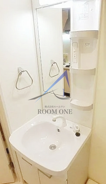 洗面設備　洗面台です。