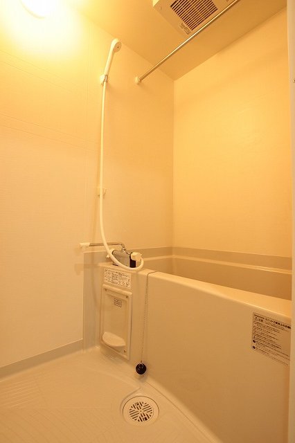 バス・シャワールーム　同物件別号室