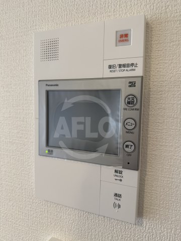 セキュリティ　Alivis放出　モニター付きインターホン