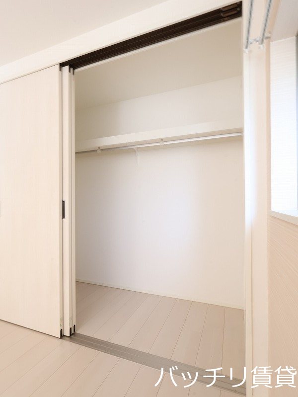 収納　同型タイプの為、現状を優先致します。