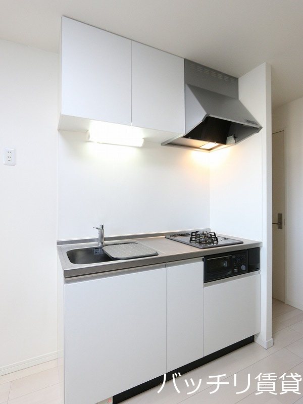 キッチン　同型タイプの為、現状を優先致します。