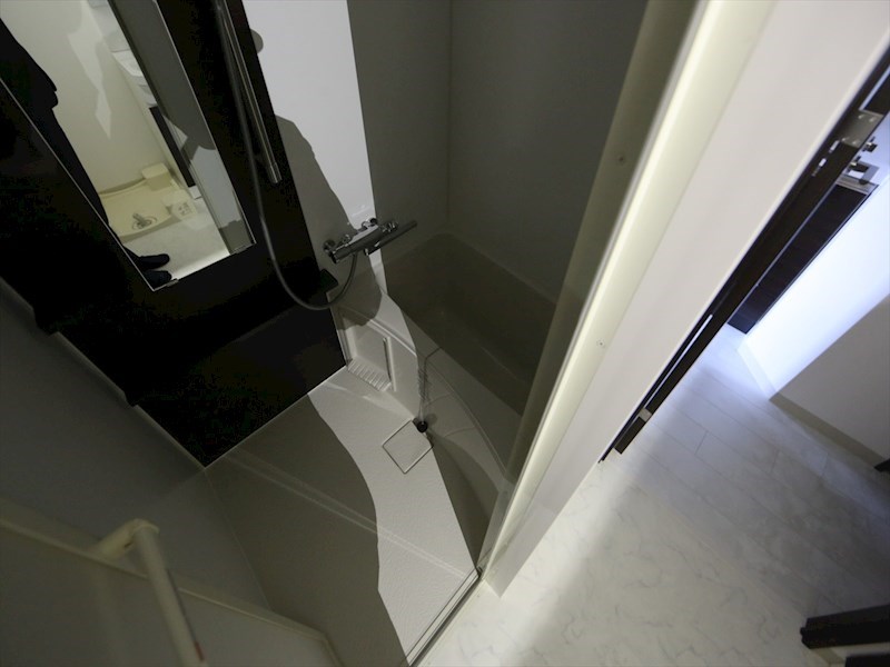 バス・シャワールーム　バスルーム　浴室暖房乾燥機付き