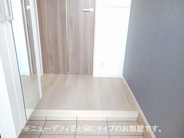 玄関　イメージ参考写真です