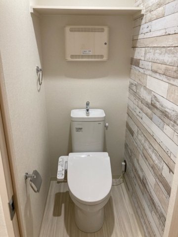 トイレ　ウォシュレット付きのトイレです♪